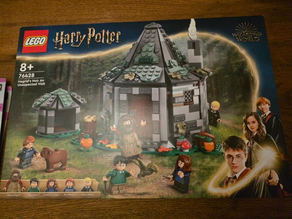 LEGO Harry Potter 76428 Hagrid's Hut: An Unexpected Visit